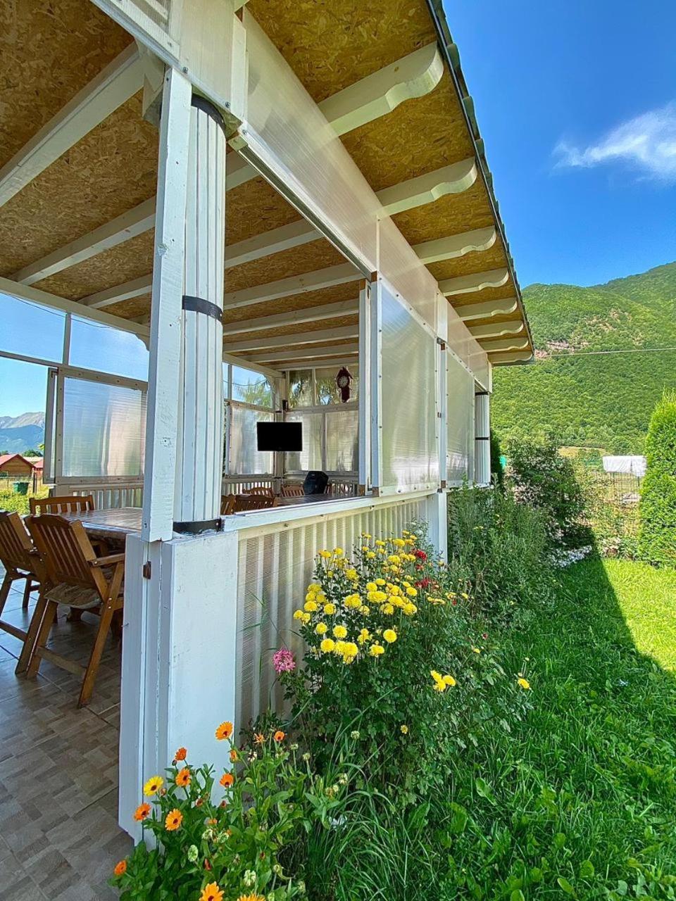 Lola Guest House Vuthaj Εξωτερικό φωτογραφία