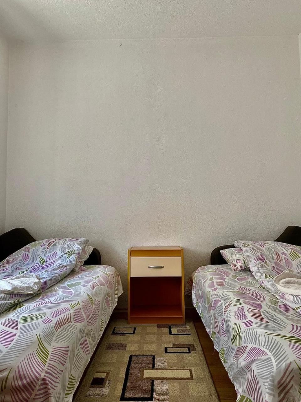 Lola Guest House Vuthaj Εξωτερικό φωτογραφία